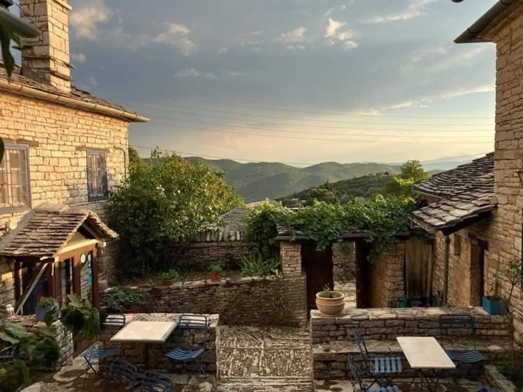 Hotel Orestis House à Áno Pediná Extérieur photo