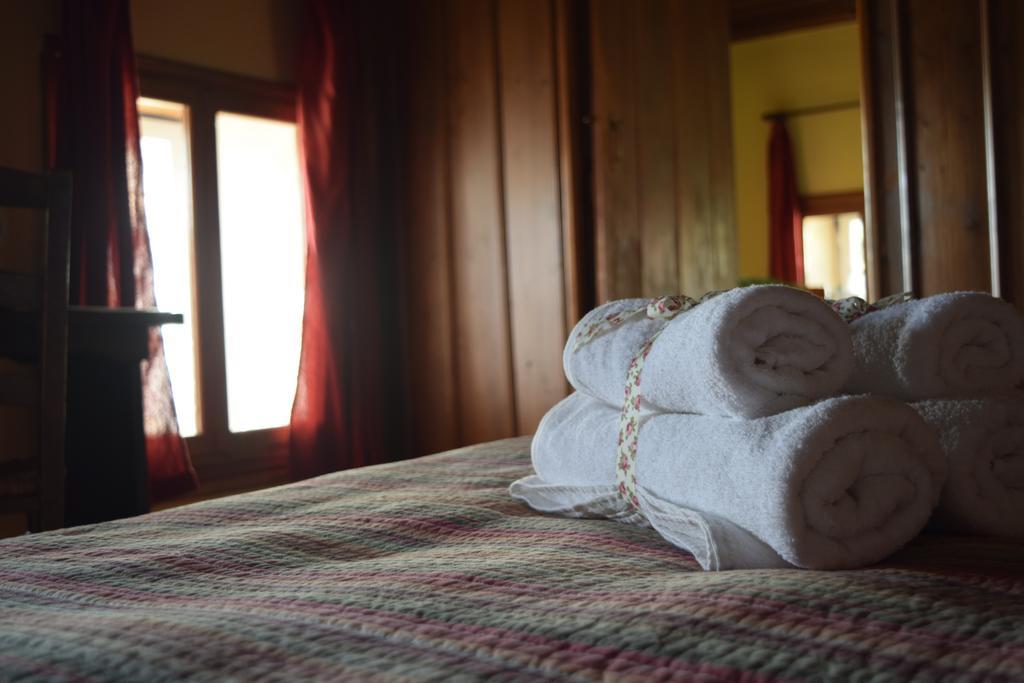 Hotel Orestis House à Áno Pediná Extérieur photo