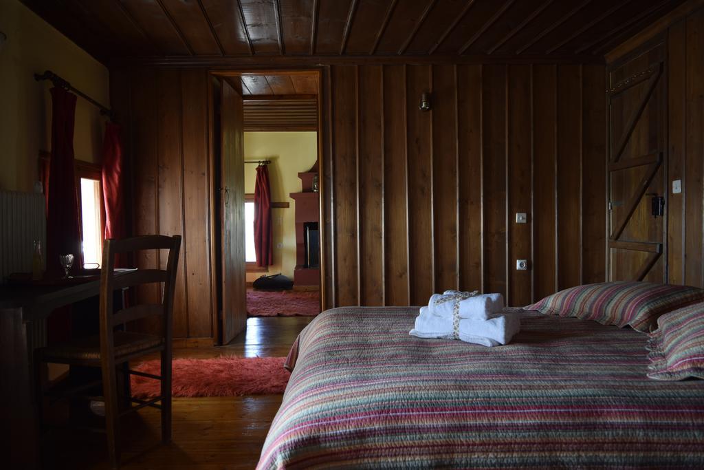 Hotel Orestis House à Áno Pediná Extérieur photo
