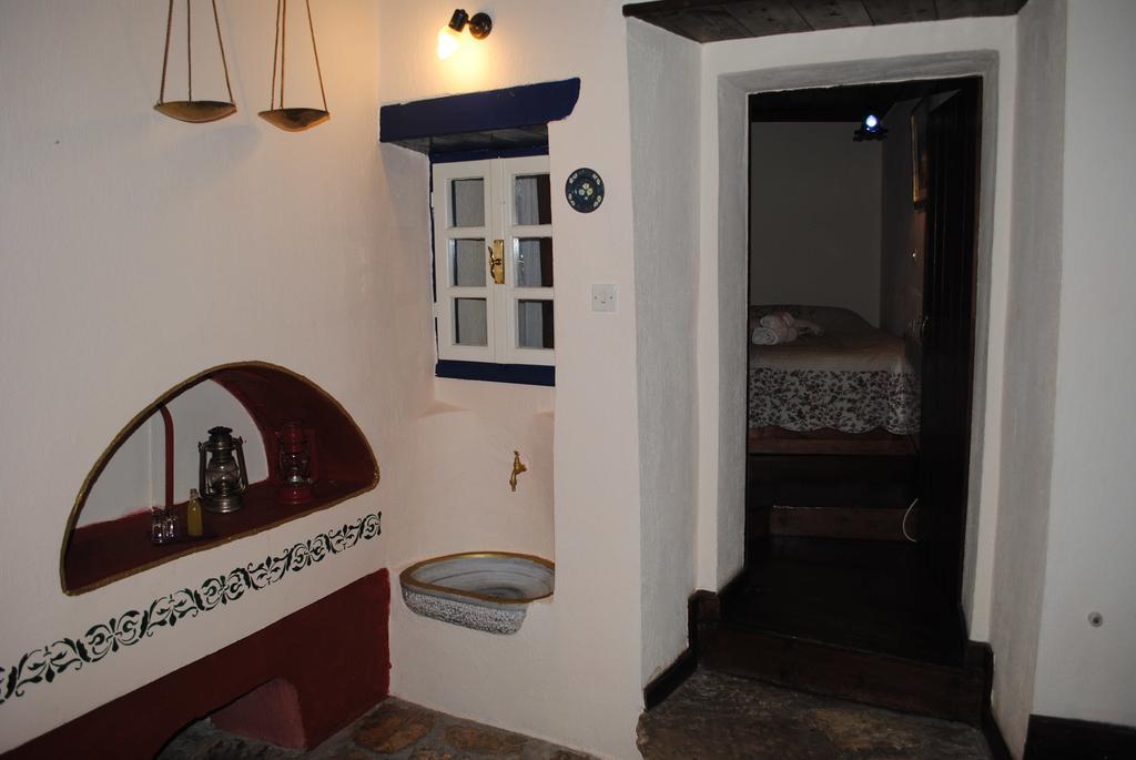 Hotel Orestis House à Áno Pediná Extérieur photo